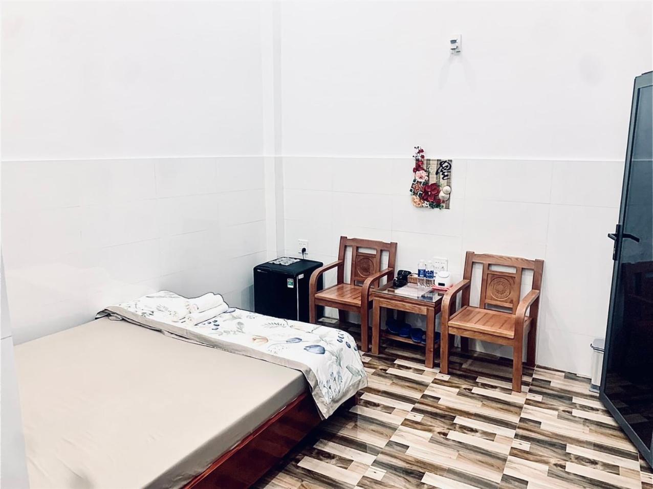 Hotel Nha Nghi Phong Quynh - Dao Phu Quy Cu Lao Thu Esterno foto