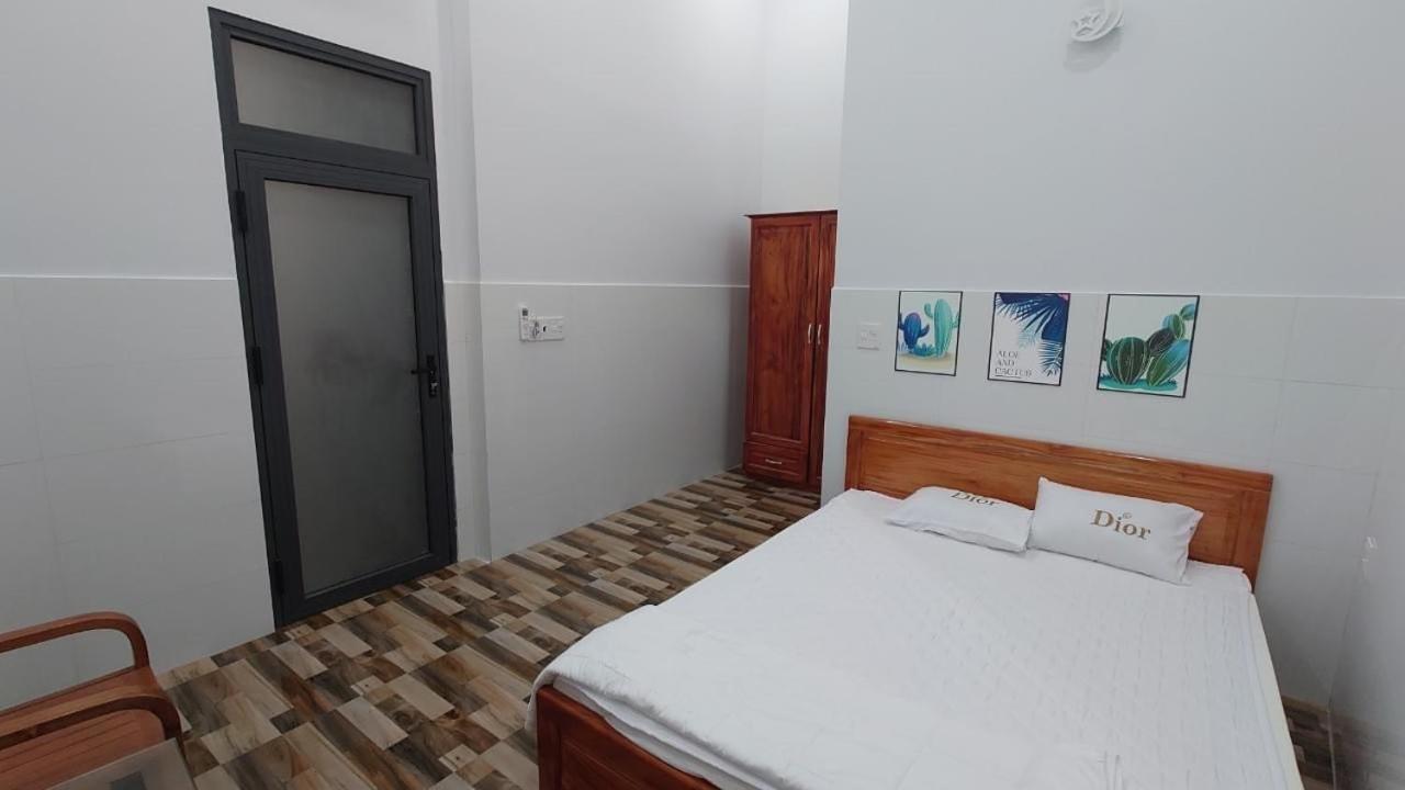 Hotel Nha Nghi Phong Quynh - Dao Phu Quy Cu Lao Thu Esterno foto