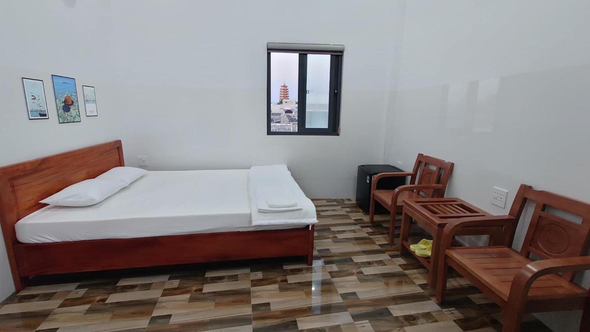 Hotel Nha Nghi Phong Quynh - Dao Phu Quy Cu Lao Thu Esterno foto